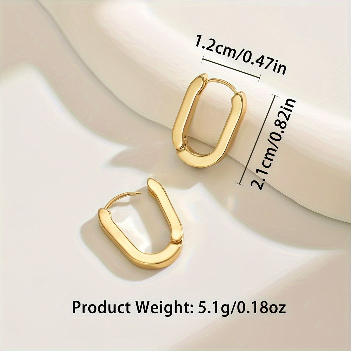 Elegant geometric-shaped hoop earrings