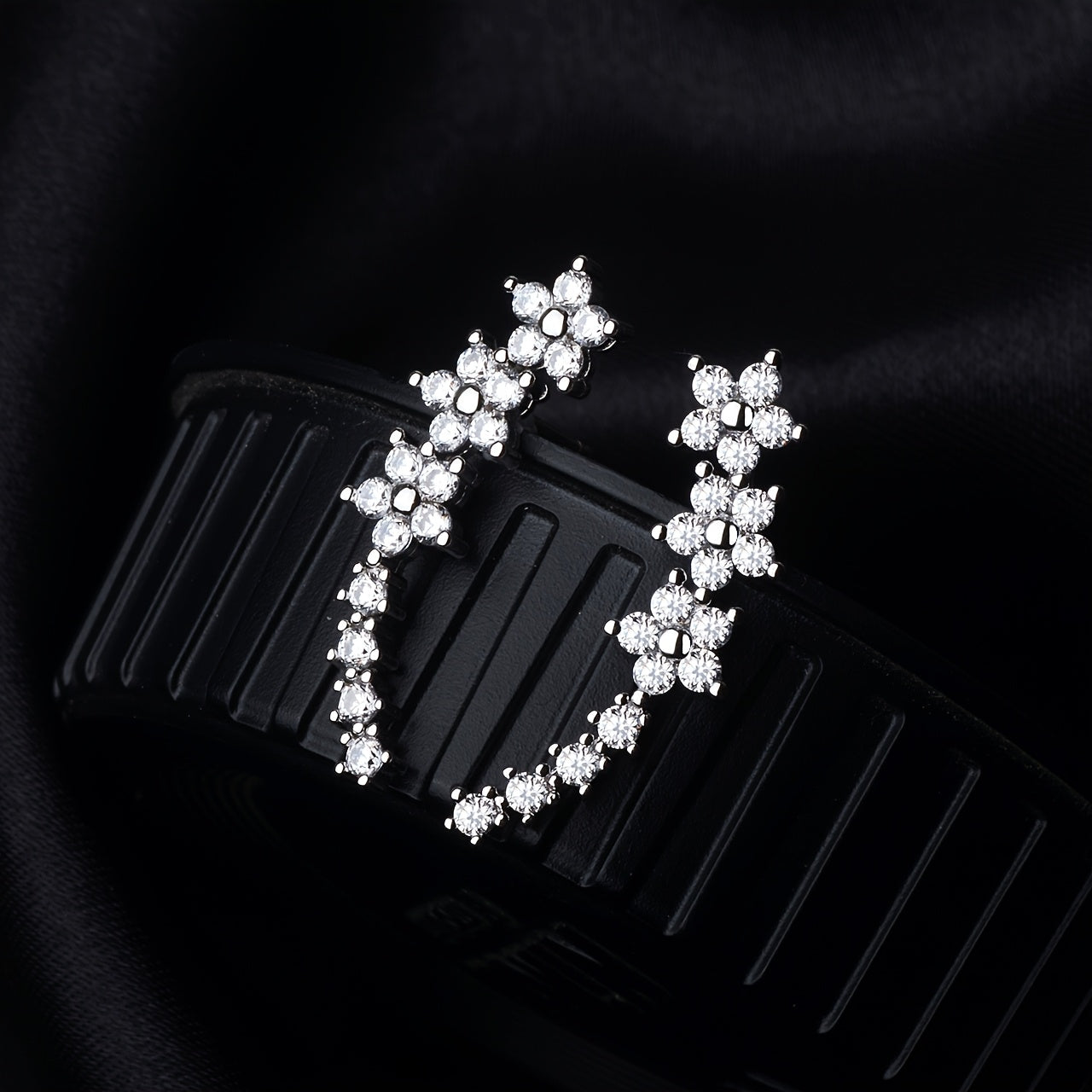 Evelyn | Timeless Floral Earrings