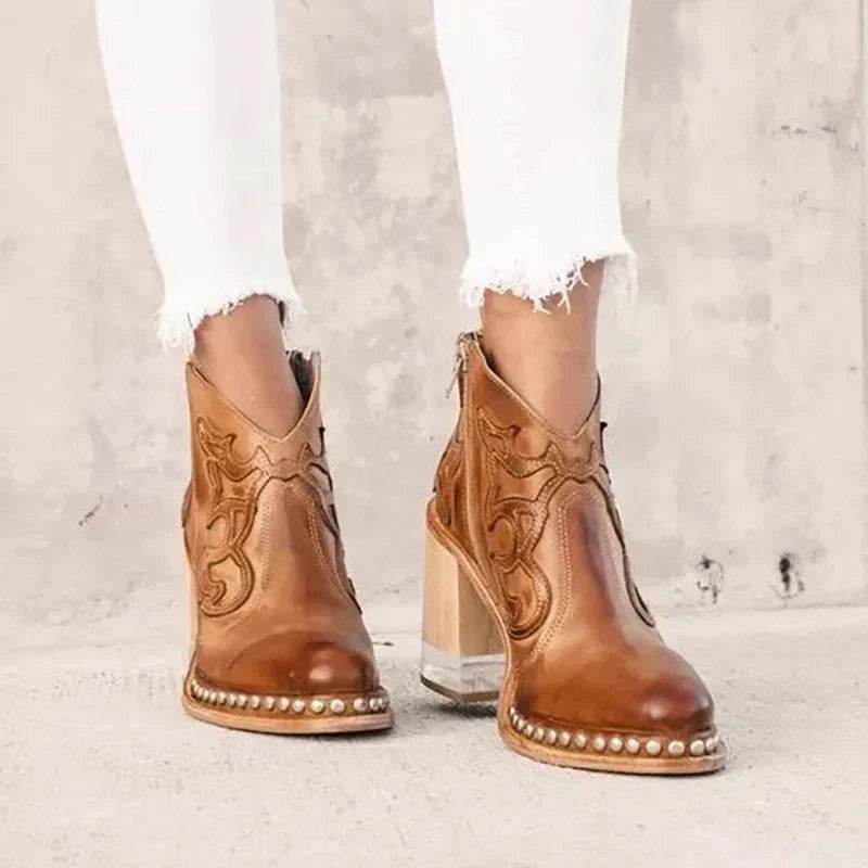 Sue™ Norwich Embroidered Leather Boots