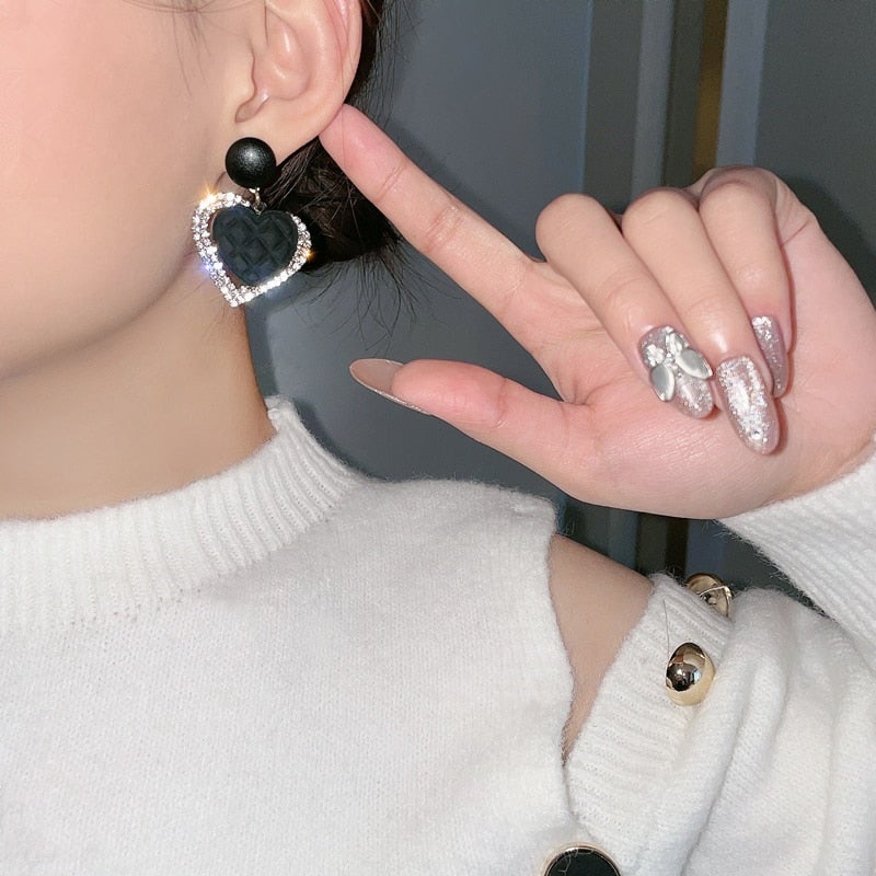 Black Gold Heart-Shaped Earrings