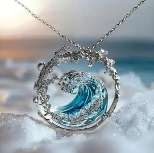Necklace with ?Ocean Promise? Pendant